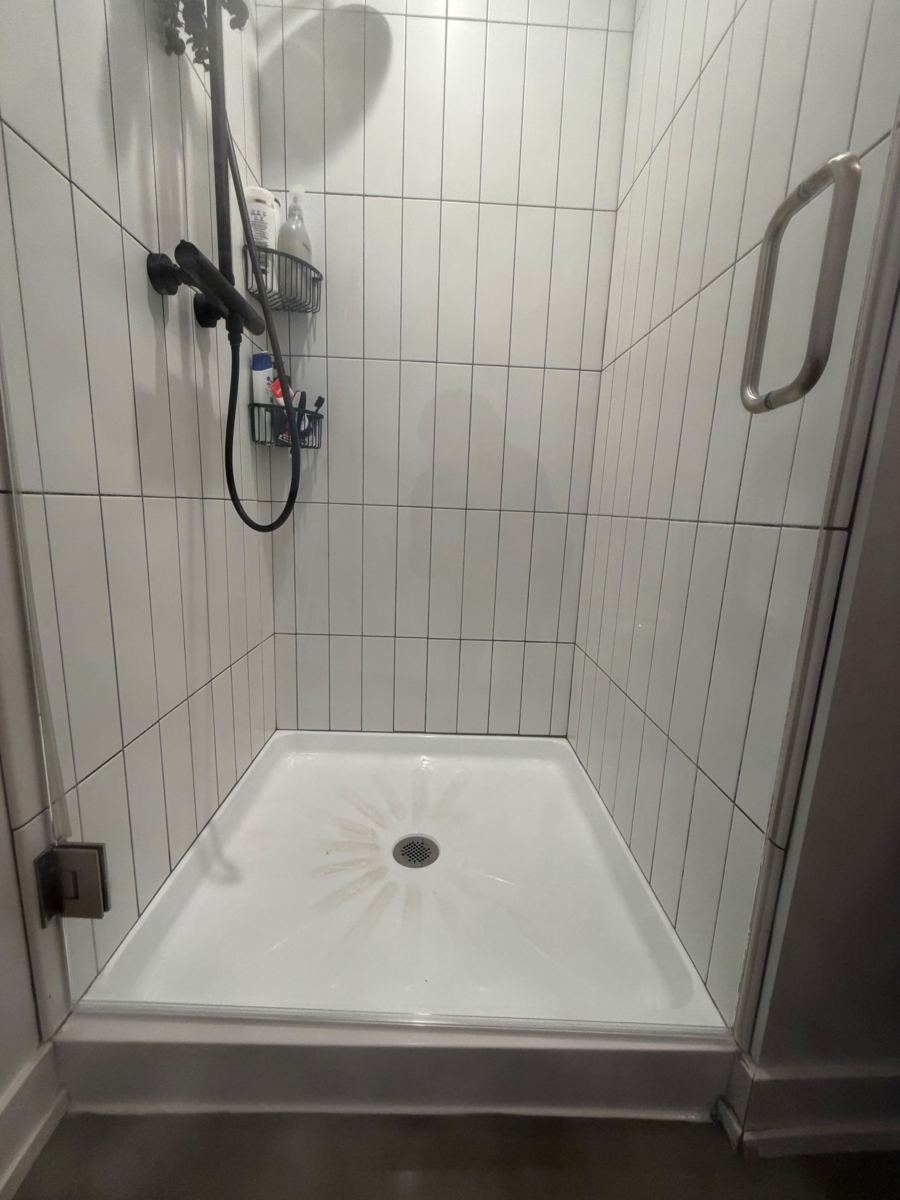 The same shower floor bright white